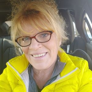 Meet your Posher, Sharon